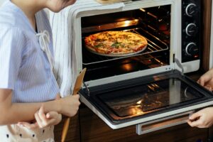 How to Clean a Pizza Oven