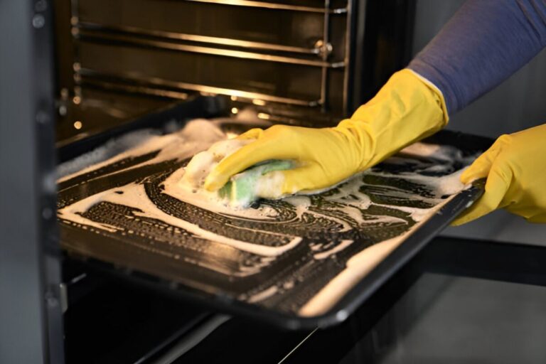 Fastest Way to Clean Oven