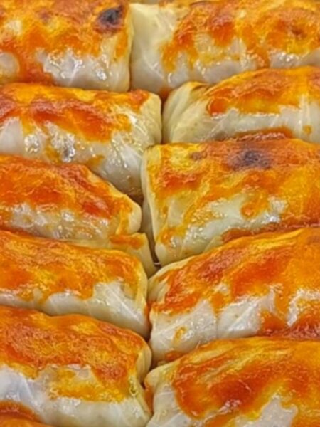 Oven-Baked Stuffed Cabbage Rolls (Polish-Style) 2 Oven-Baked Stuffed Cabbage Rolls (Polish-Style)
