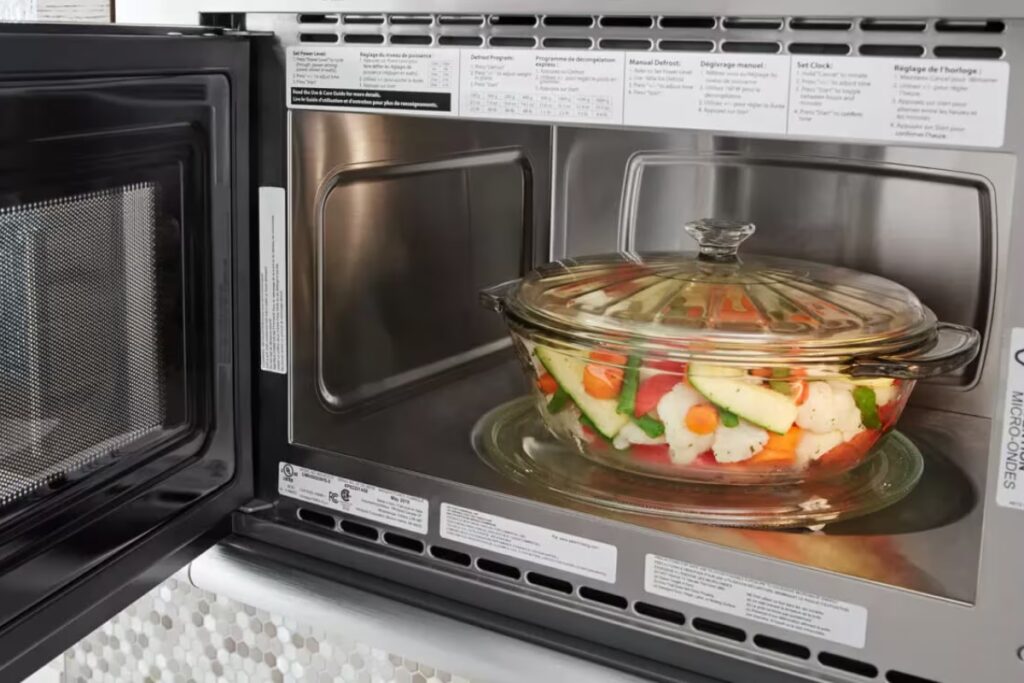 Microwave Safe Materials: What to Use & Avoid + Symbol Guide 1 Microwave Safe Materials Glass in microwave